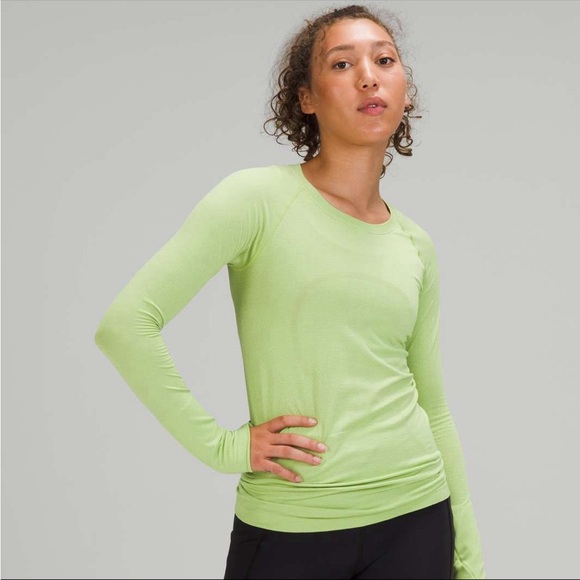 lululemon athletica Tops - Lululemon light green swiftly tech Lightweight Long-Sleeve Crewneck Top